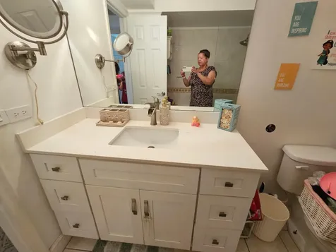 2617 N 40th Avenue Hollywood FL 33021