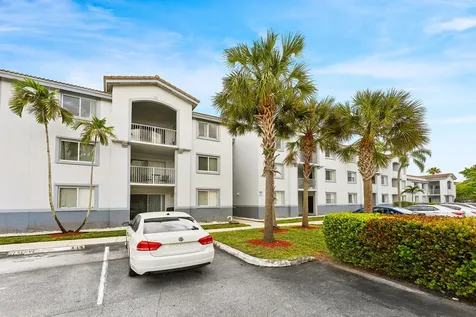 2640 S University Drive Davie FL 33328