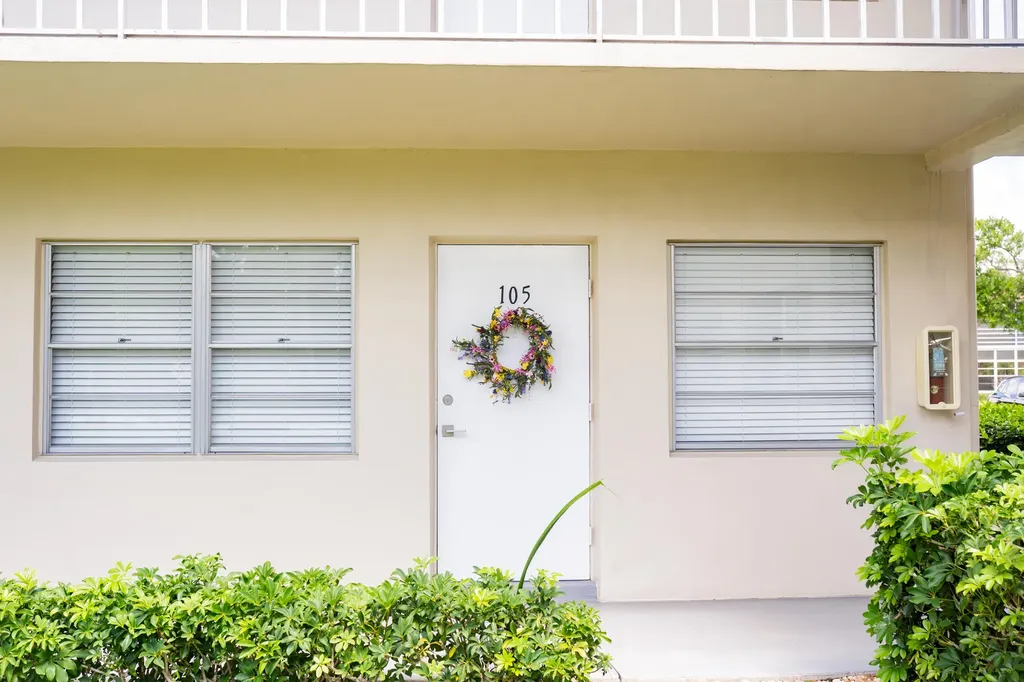 15 Vista Palm Lane Vero Beach FL 32962