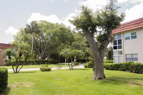 15 Vista Palm Lane Vero Beach FL 32962