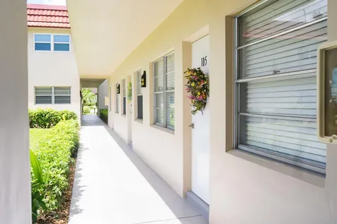 15 Vista Palm Lane Vero Beach FL 32962
