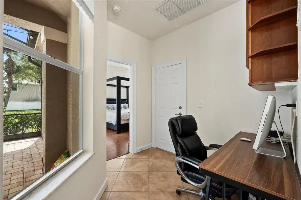 8203 Calterra Drive Palm Beach Gardens FL 33418