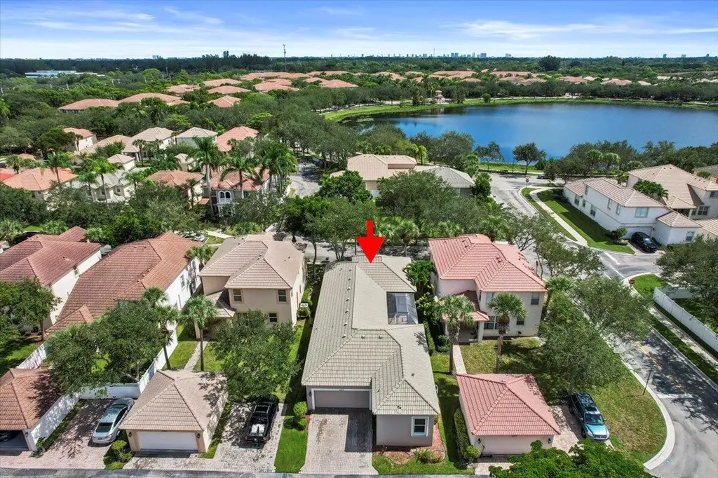 8203 Calterra Drive Palm Beach Gardens FL 33418