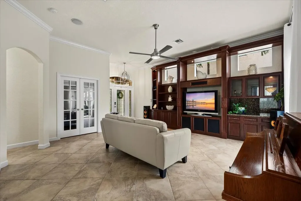8203 Calterra Drive Palm Beach Gardens FL 33418