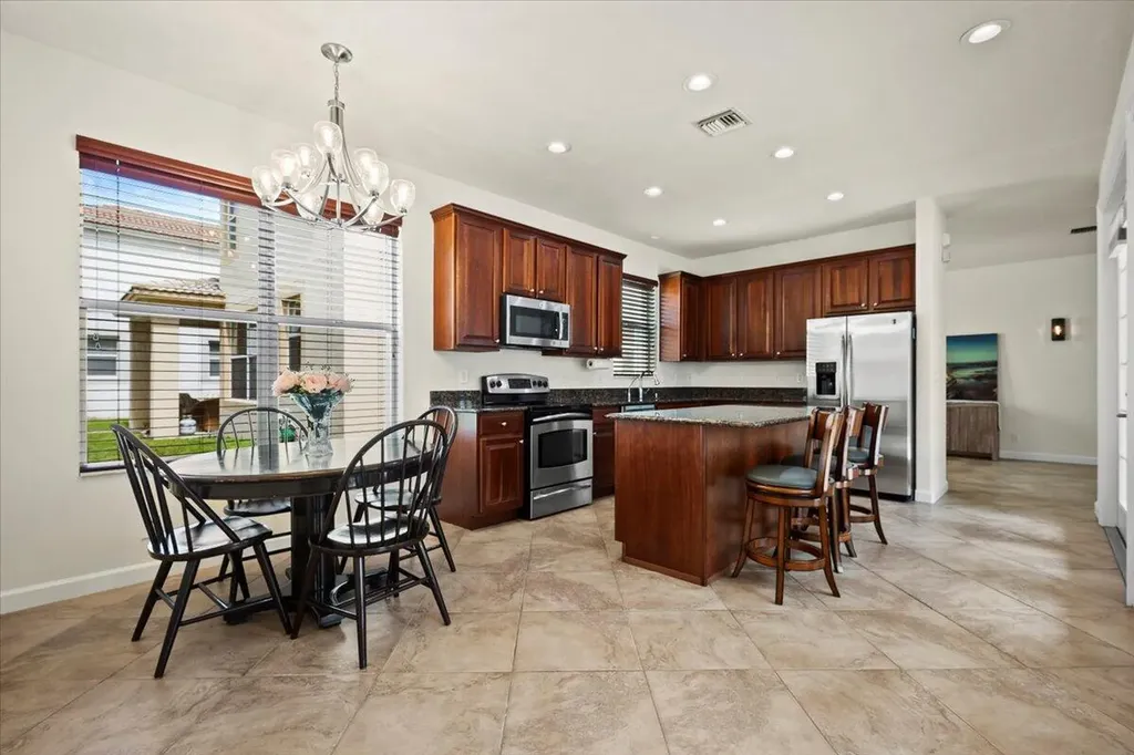 8203 Calterra Drive Palm Beach Gardens FL 33418