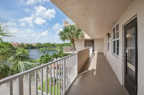 250 Jacaranda Drive Plantation FL 33324