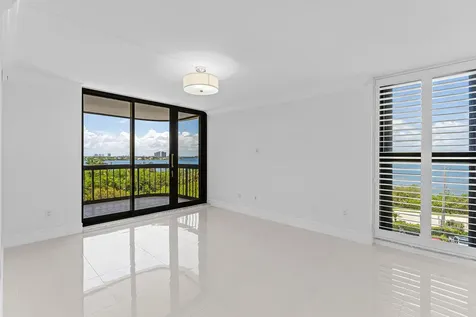 5380 N Ocean Drive Riviera Beach FL 33404