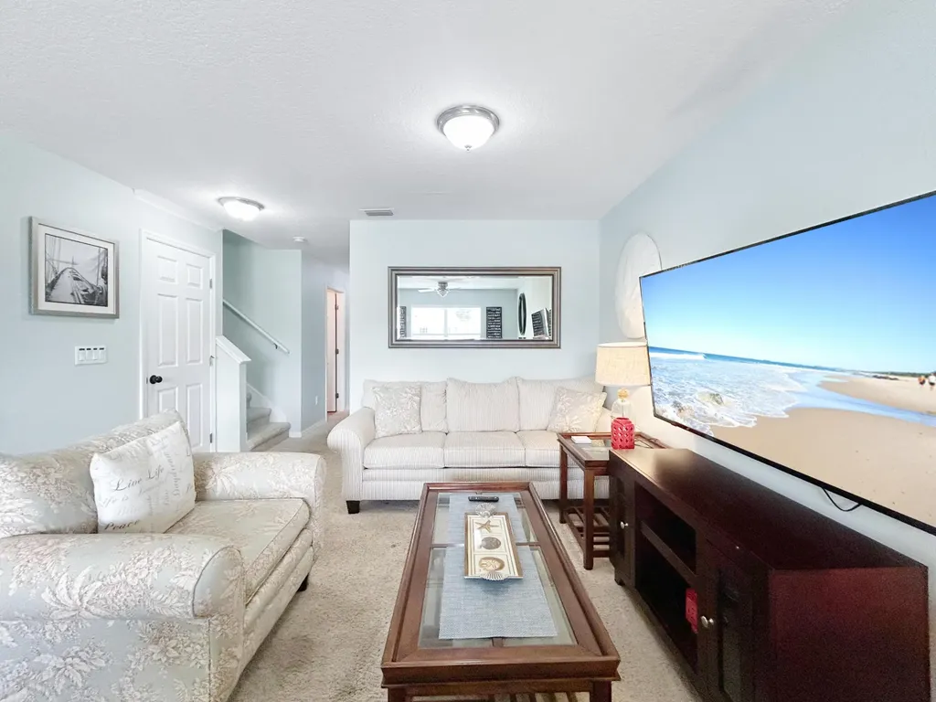 2749 Club Cortile Circle Kissimmee FL 34746