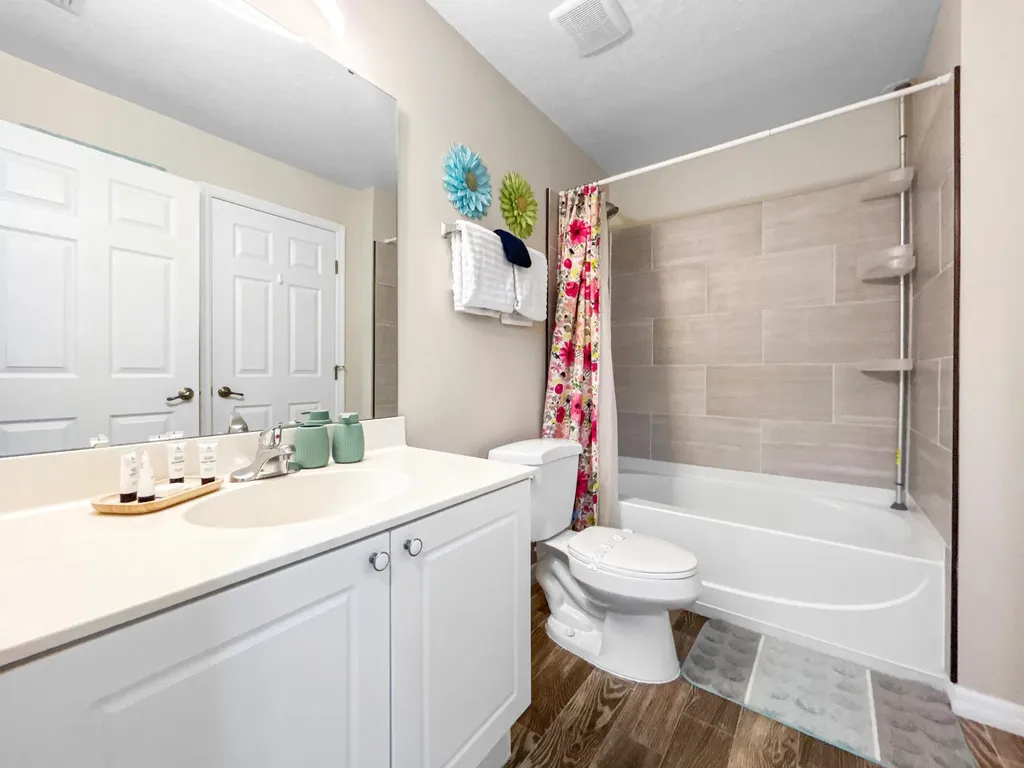 2749 Club Cortile Circle Kissimmee FL 34746
