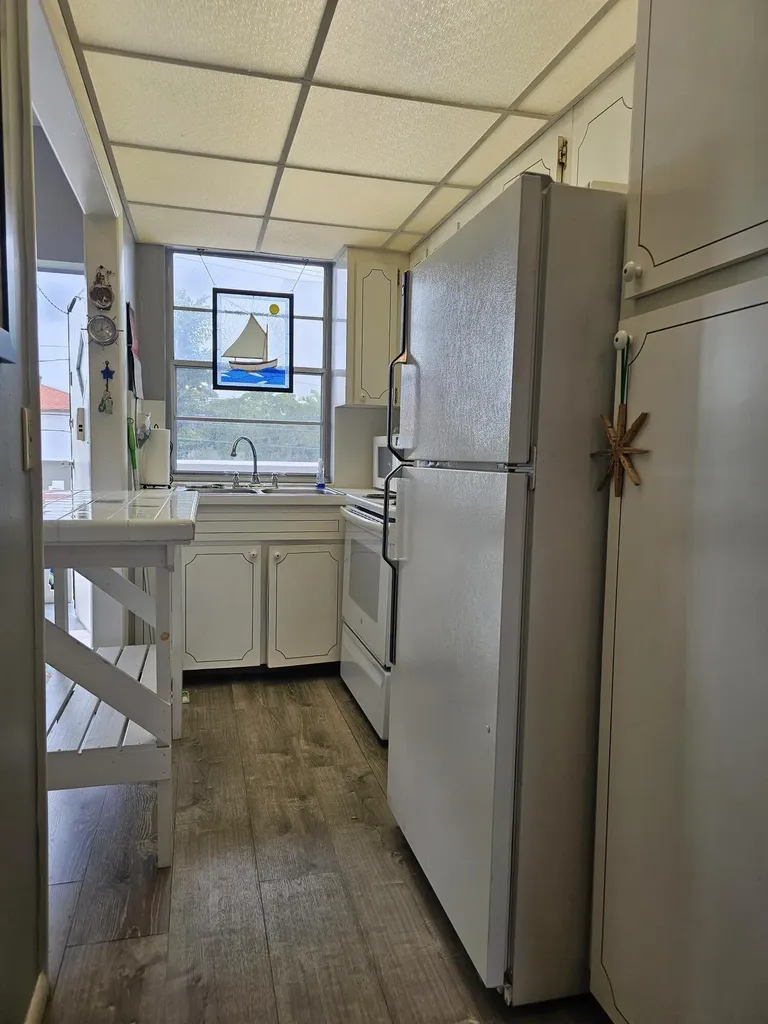 17 S Lakeside Drive Lake Worth Beach FL 33460
