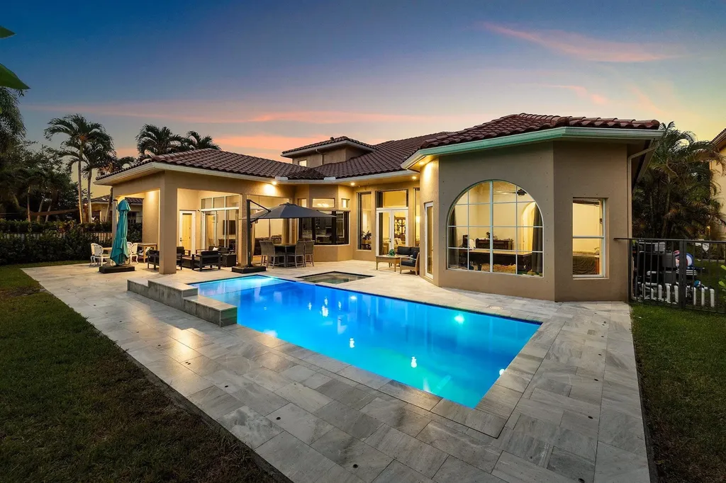 Lake Worth FL, 3381 Lago De Talavera