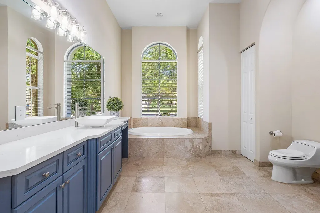 3381 Lago De Talavera Lake Worth FL 33467