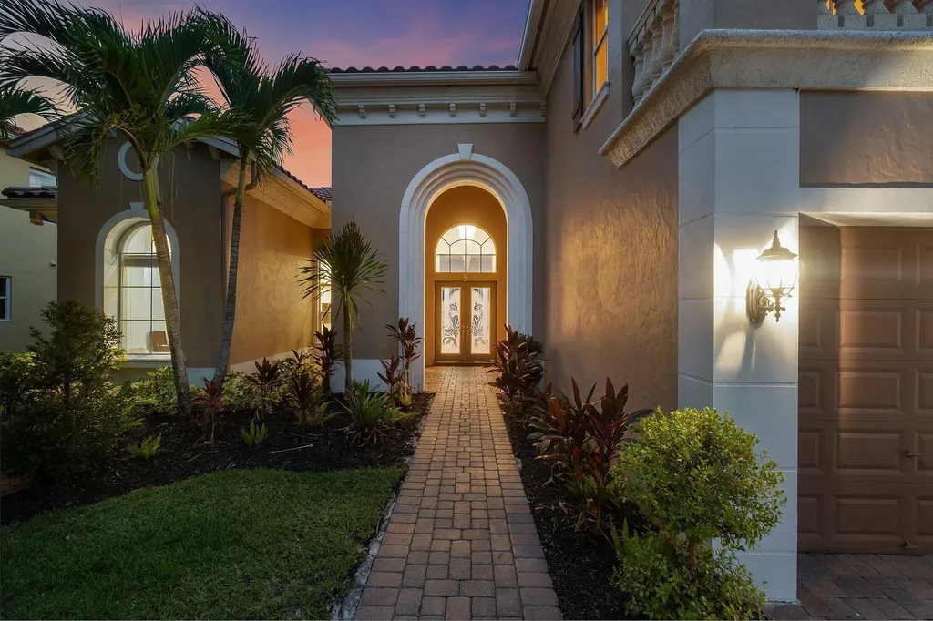 3381 Lago De Talavera Lake Worth FL 33467