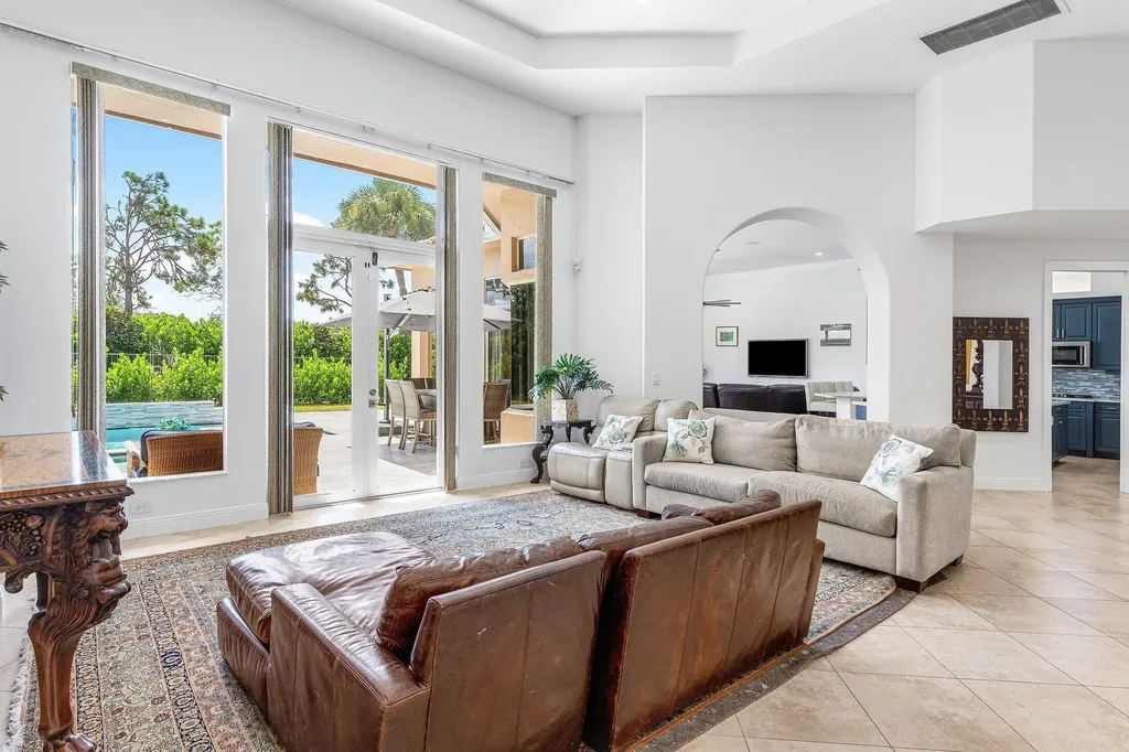 3381 Lago De Talavera Lake Worth FL 33467