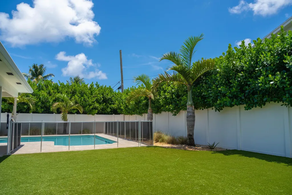 1058 NW 6th Drive Boca Raton FL 33486