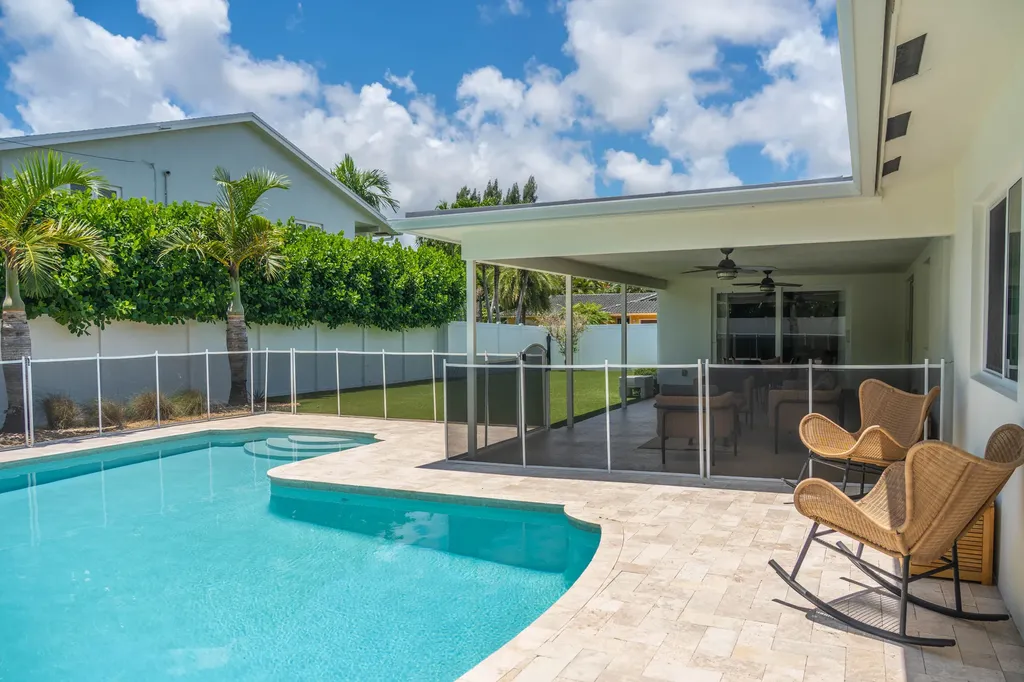 1058 NW 6th Drive Boca Raton FL 33486