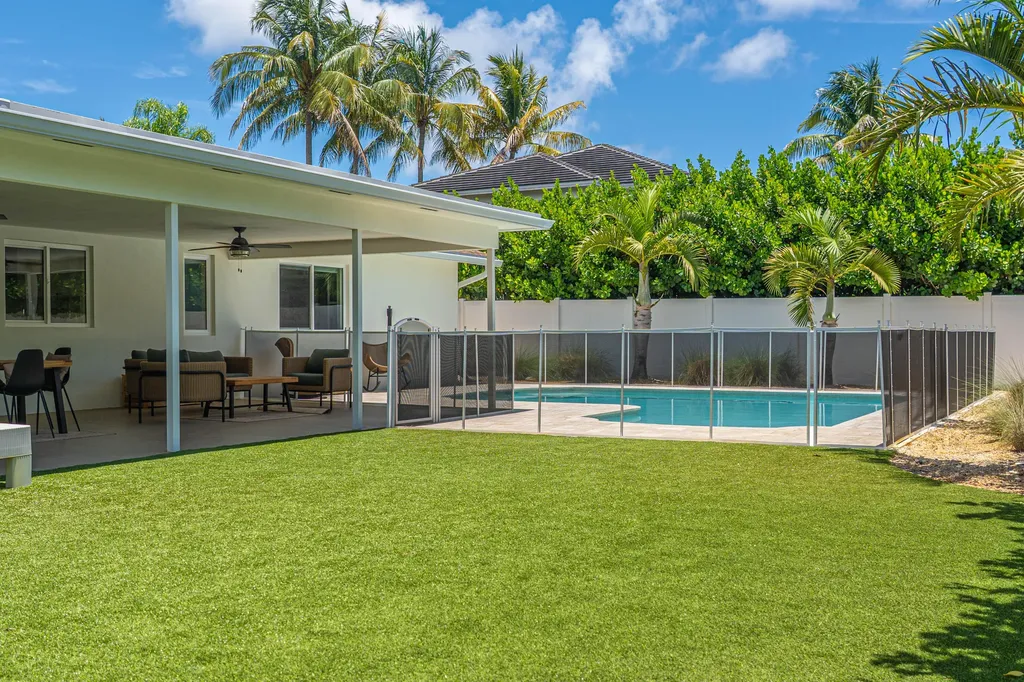 1058 NW 6th Drive Boca Raton FL 33486