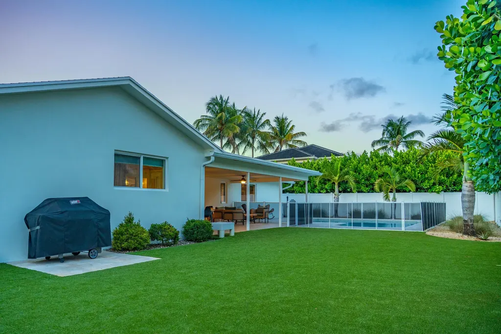1058 NW 6th Drive Boca Raton FL 33486
