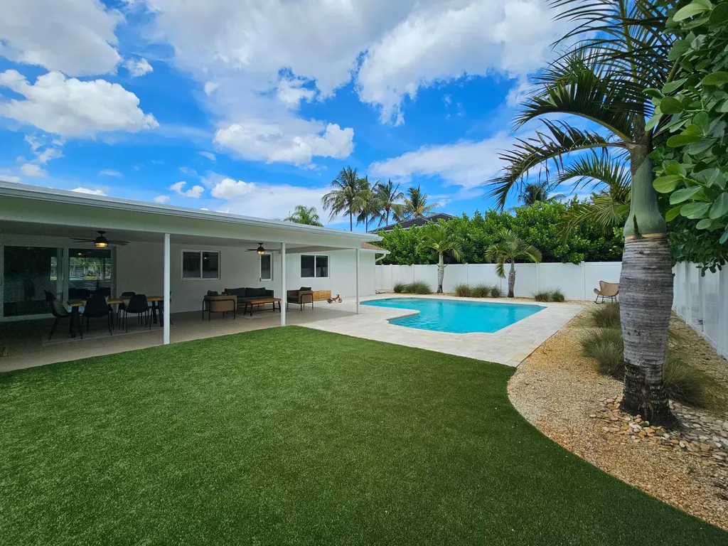 1058 NW 6th Drive Boca Raton FL 33486