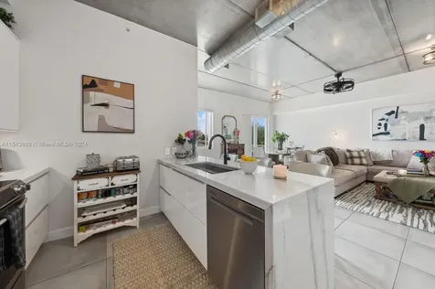 111 SE 2nd Street Delray Beach FL 33444