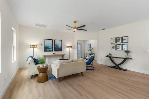 8236 104th Court Vero Beach FL 32967