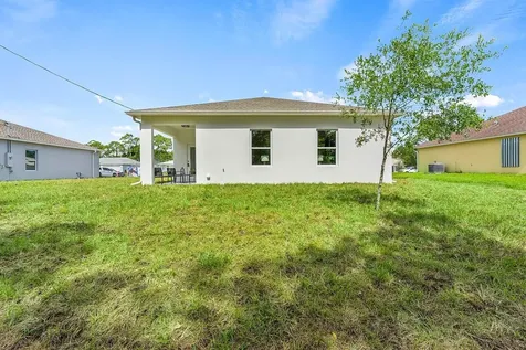 8236 104th Court Vero Beach FL 32967