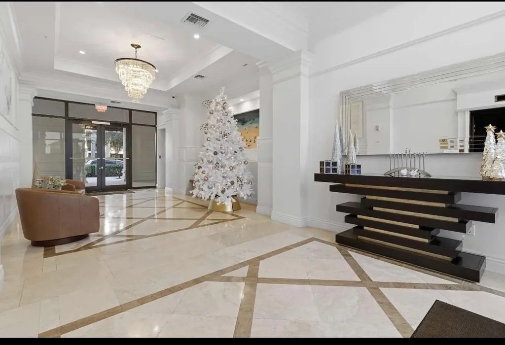233 S Federal Highway Boca Raton FL 33432