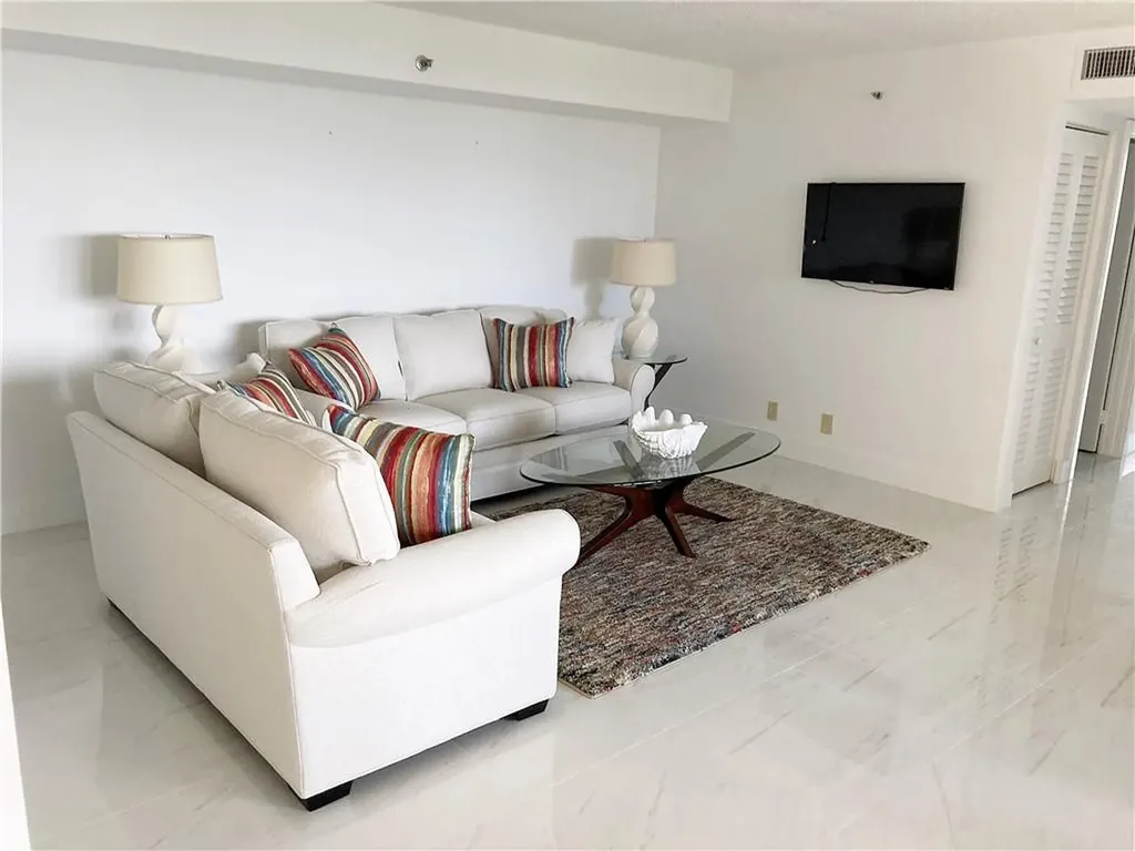 16032 Lomond Hills Trail Delray Beach FL 33446