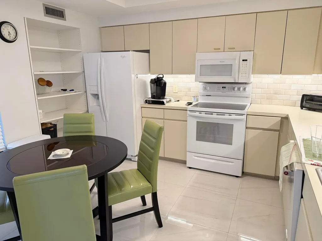 16032 Lomond Hills Trail Delray Beach FL 33446