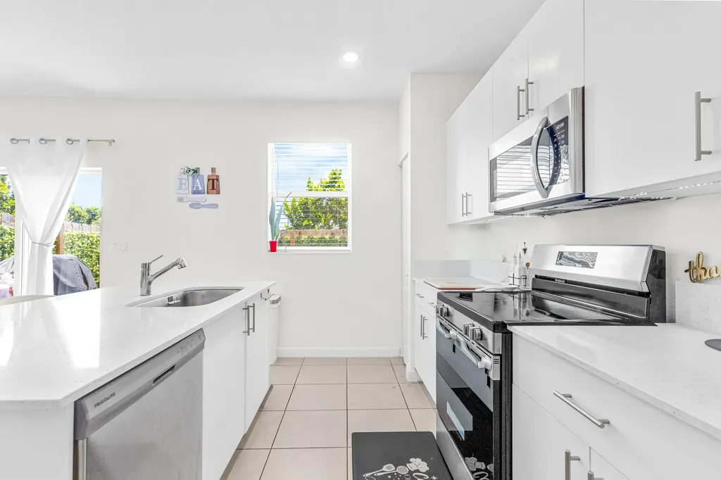 2688 NW 55th Terrace Lauderhill FL 33313