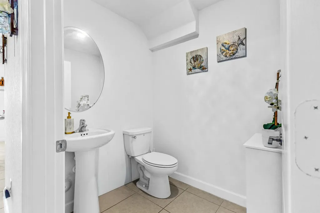 2688 NW 55th Terrace Lauderhill FL 33313