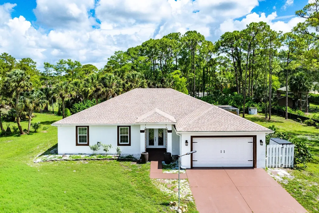 16215 83rd Place N Loxahatchee FL 33470