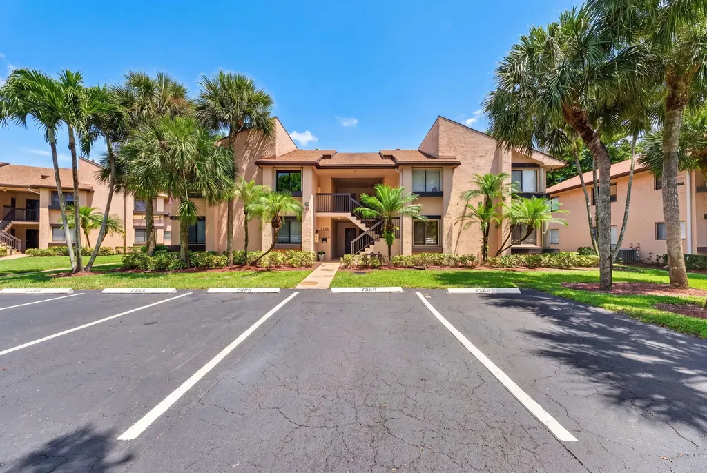 2240 SW 92nd Terrace Davie FL 33324