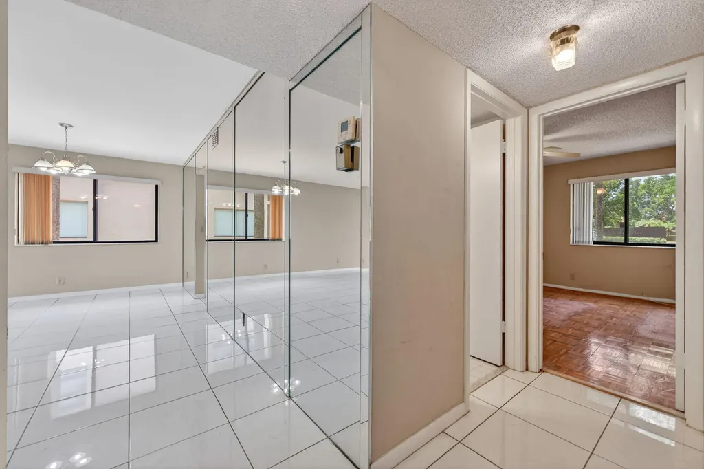 2240 SW 92nd Terrace Davie FL 33324