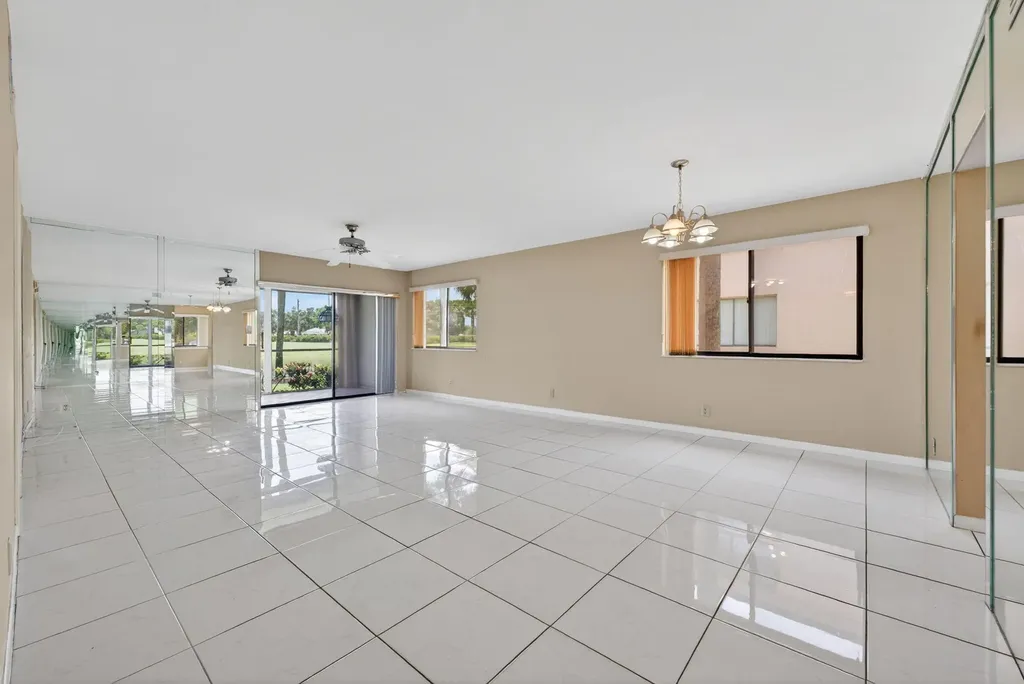 2240 SW 92nd Terrace Davie FL 33324