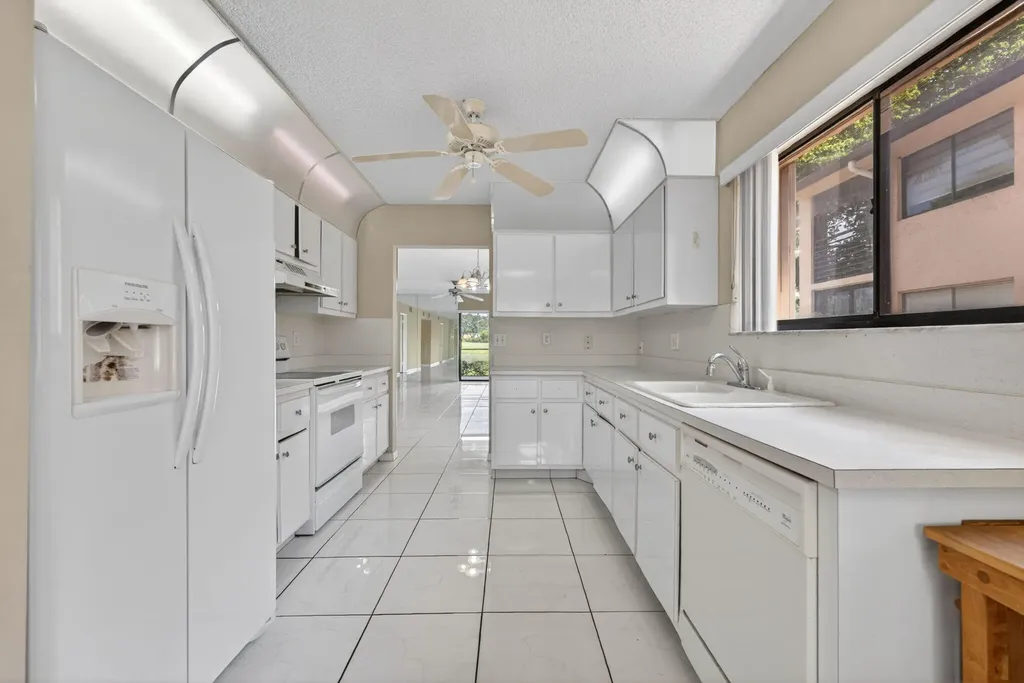 2240 SW 92nd Terrace Davie FL 33324