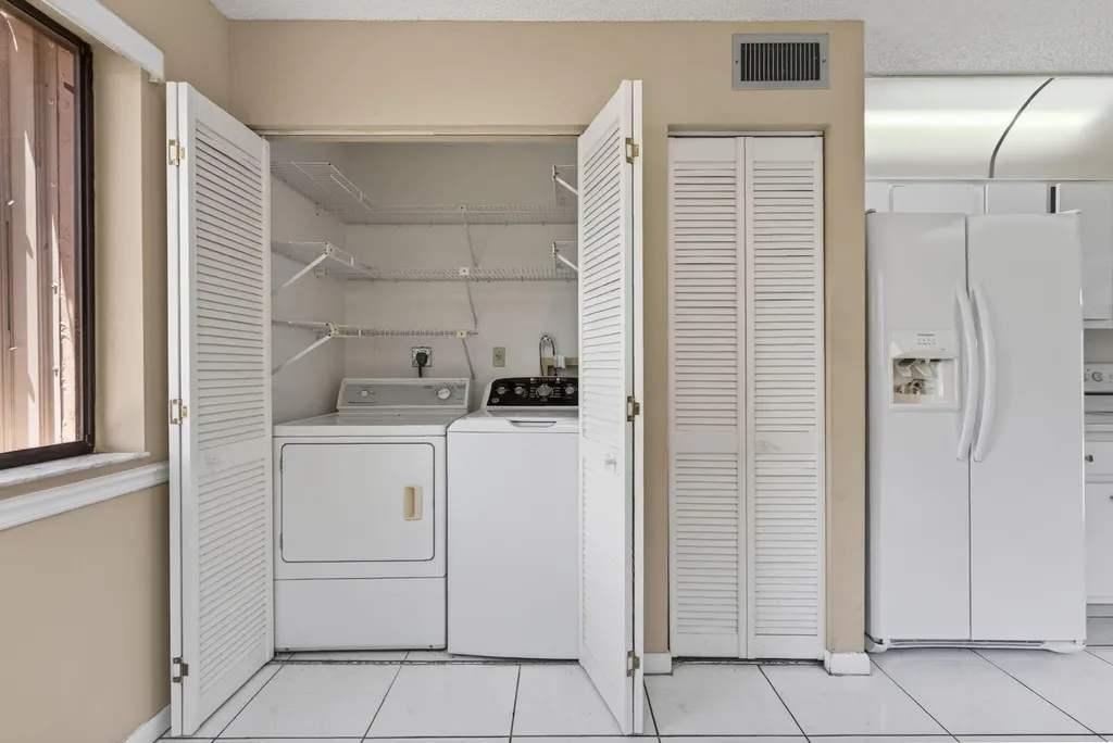 2240 SW 92nd Terrace Davie FL 33324