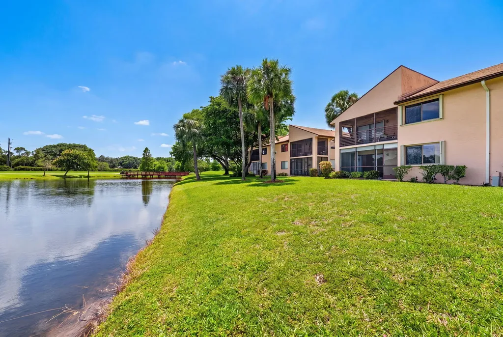 2240 SW 92nd Terrace Davie FL 33324