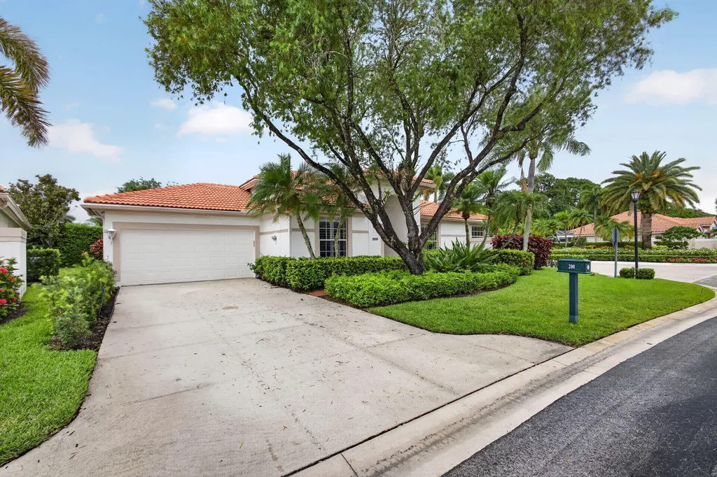 200 Eagleton Estates Boulevard Palm Beach Gardens FL 33418
