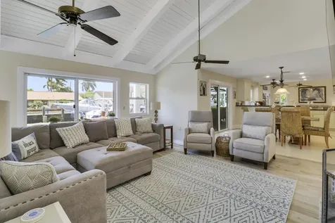 171 Lucina Drive Hypoluxo FL 33462