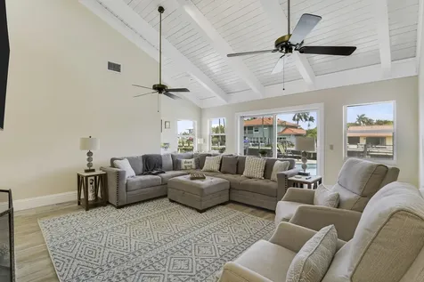171 Lucina Drive Hypoluxo FL 33462