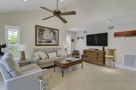 171 Lucina Drive Hypoluxo FL 33462