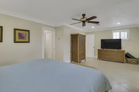 171 Lucina Drive Hypoluxo FL 33462