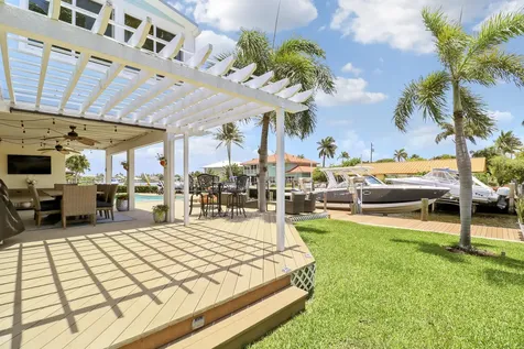 171 Lucina Drive Hypoluxo FL 33462