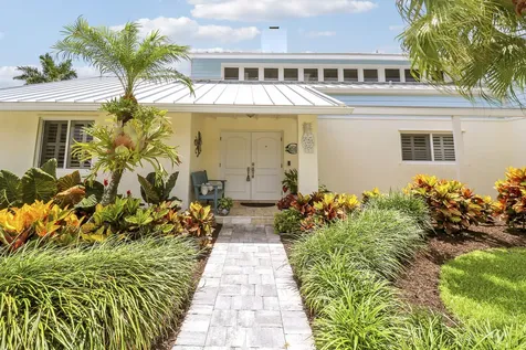 171 Lucina Drive Hypoluxo FL 33462