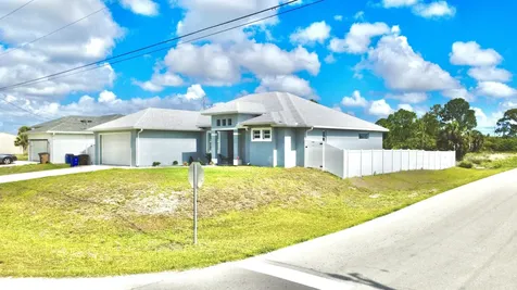 3900 SW 21st Street Street SW Lehigh Acres FL 33976