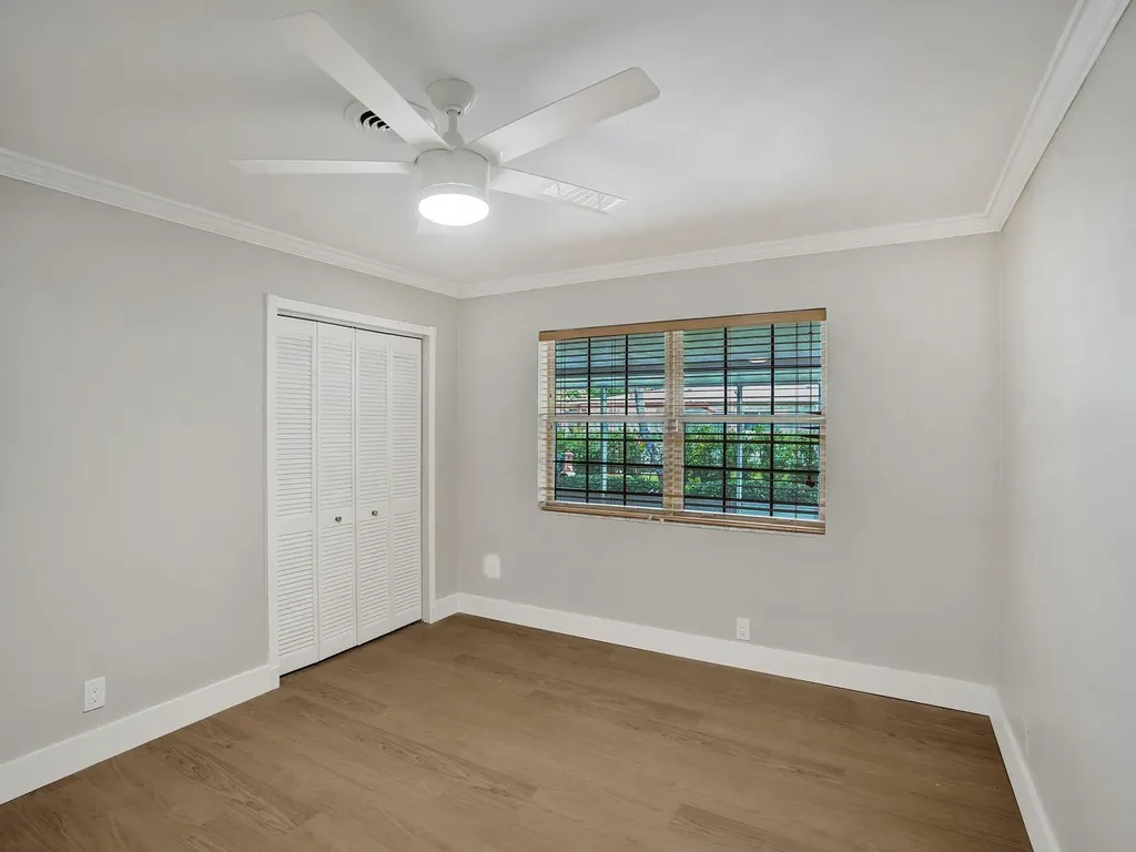 4440 NE 17th Terrace Oakland Park FL 33334