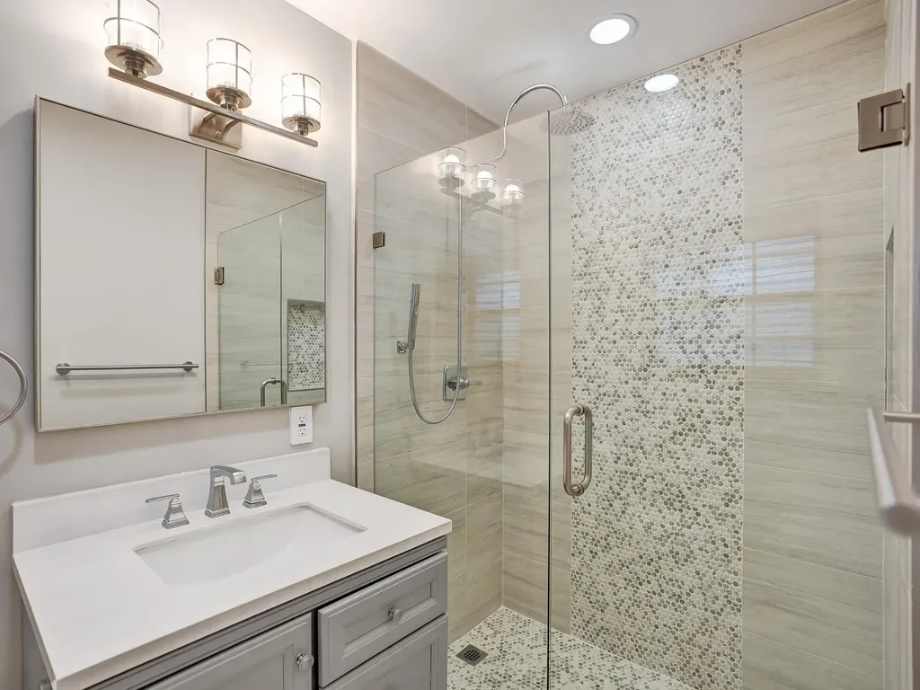 4440 NE 17th Terrace Oakland Park FL 33334