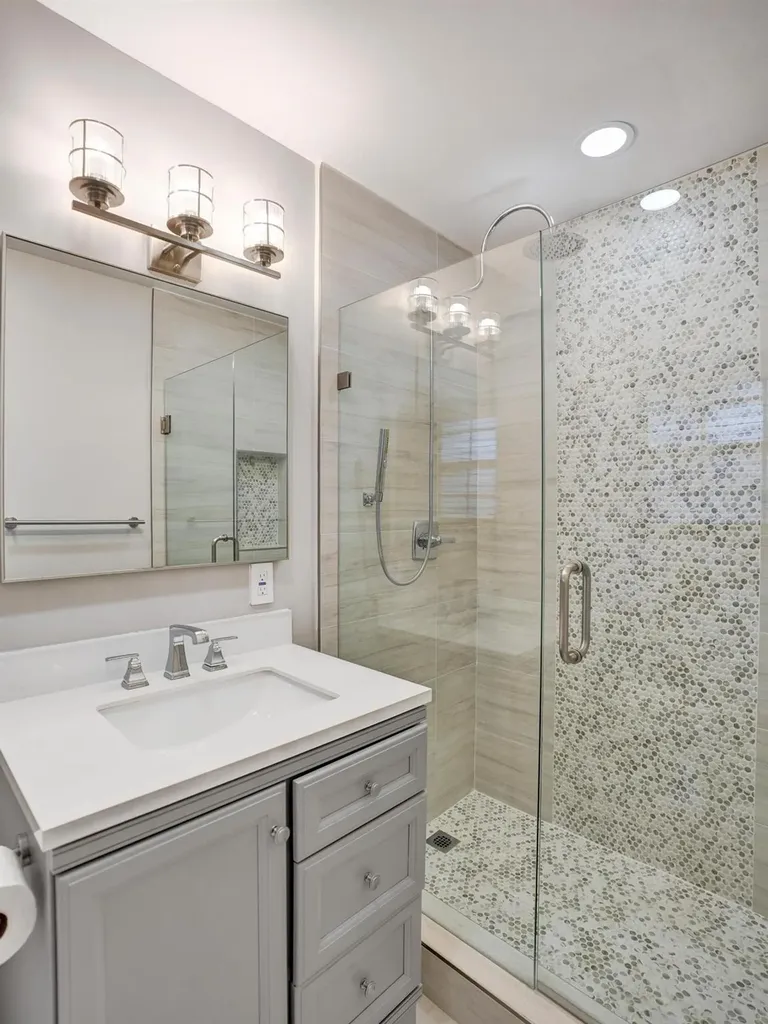 4440 NE 17th Terrace Oakland Park FL 33334