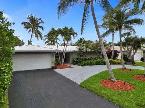 4440 NE 17th Terrace Oakland Park FL 33334